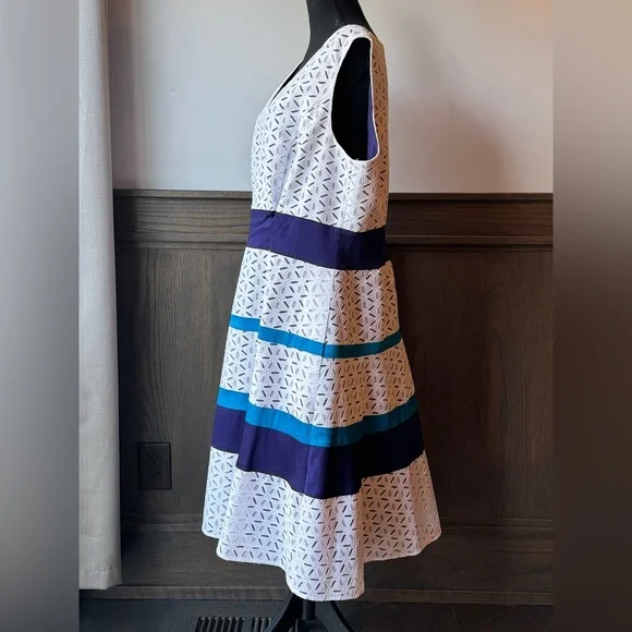 Anne Klein White Eyelet Midi Dress with Navy and Teal Bands 20W - Picture 4 of 9